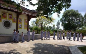 Thái Bình: Gần 200 bạn trẻ về chùa Ứng Linh dự tu một ngày
